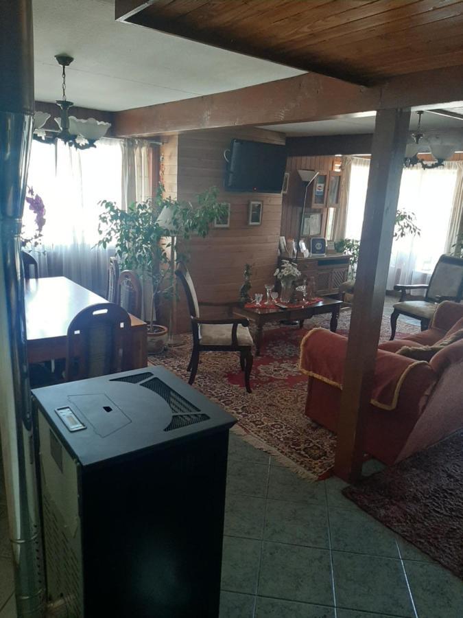 Hostal Victor Pucón Kültér fotó