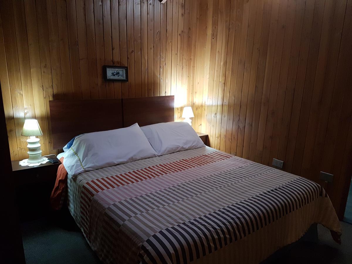 Hostal Victor Pucón Kültér fotó